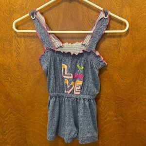 Freestyle shorts size 2T